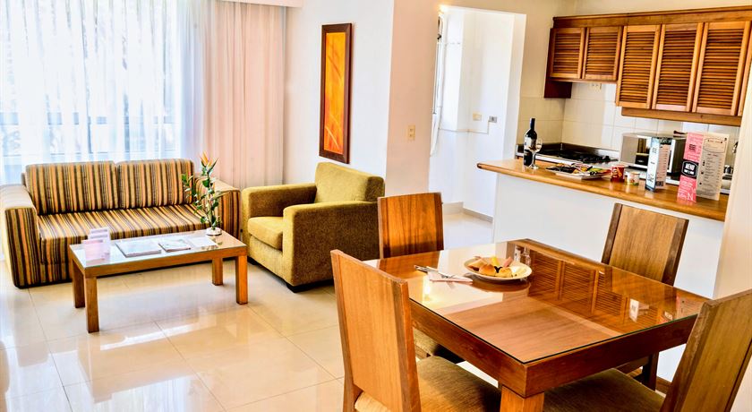 Portal Del Rodeo Aparthotel